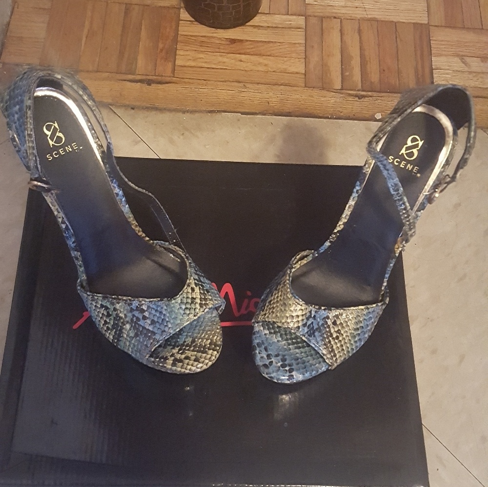 Snake skin platform heels